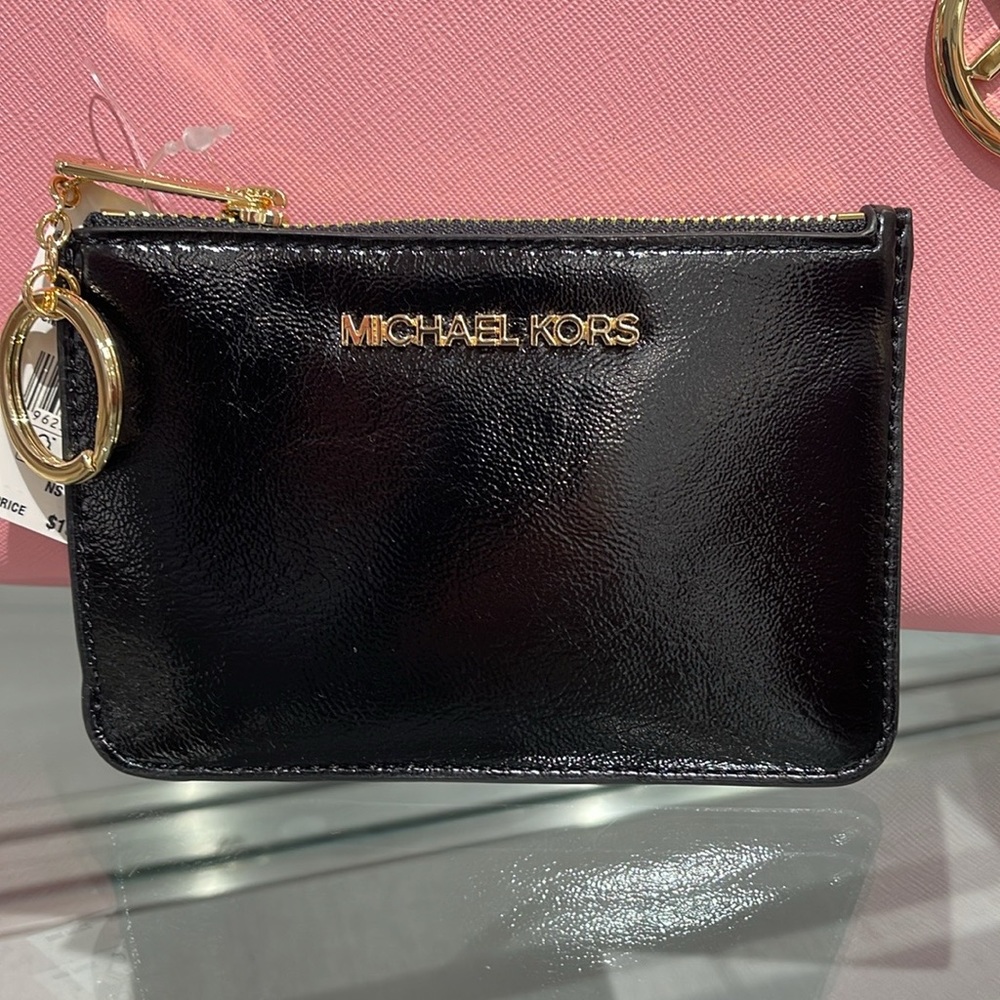 MICHAEL KORS
Jet Set Travel Small Top Zip Coin Pouch With ID Keychain 
Black
NWT - Picture 5 of 16